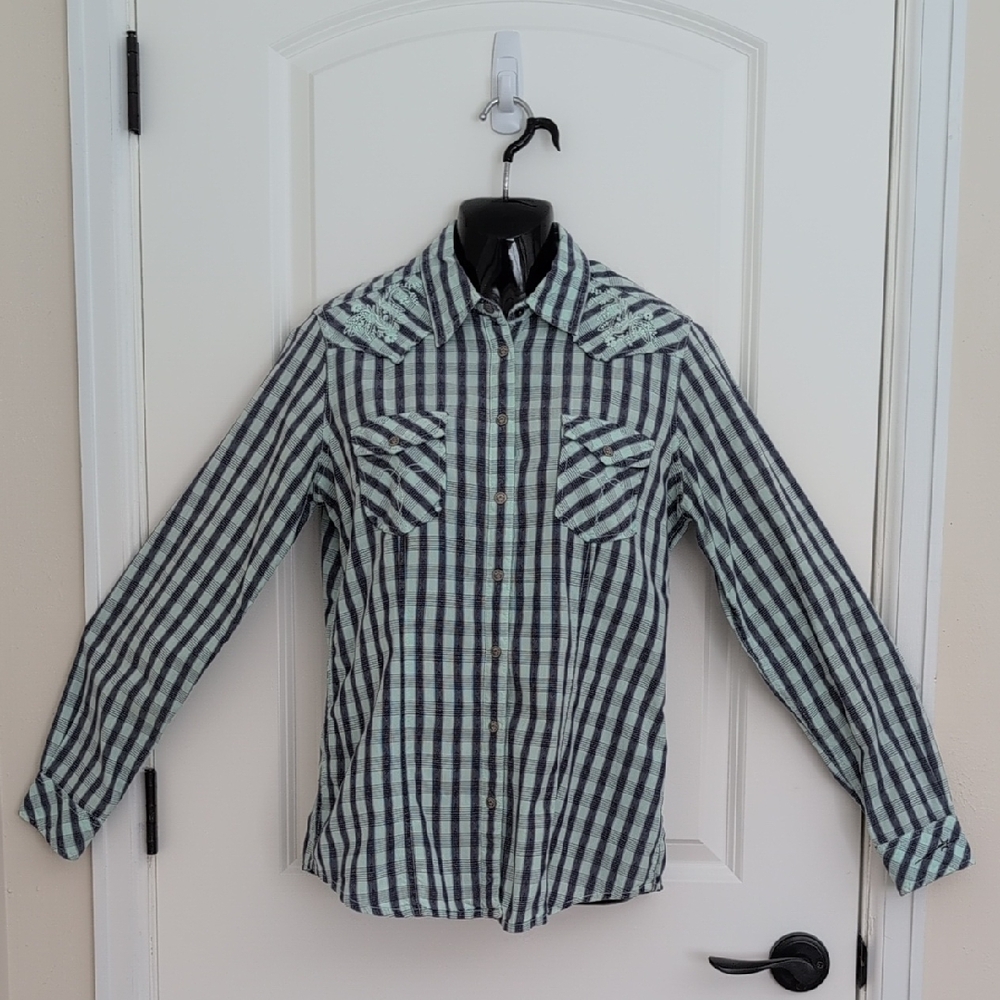 Embroidered Western Snap Up Shirt